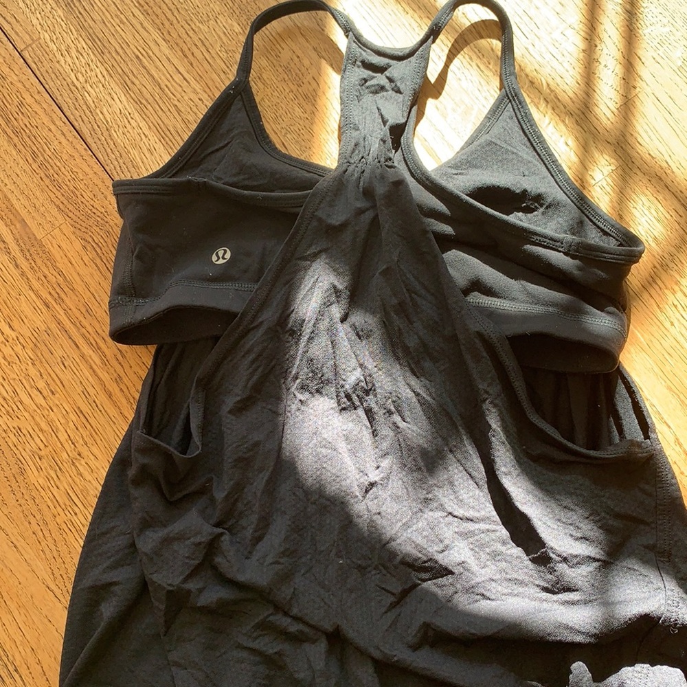 Lululemon tank with bra